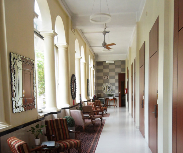Gallery Elphinstone Hotel
